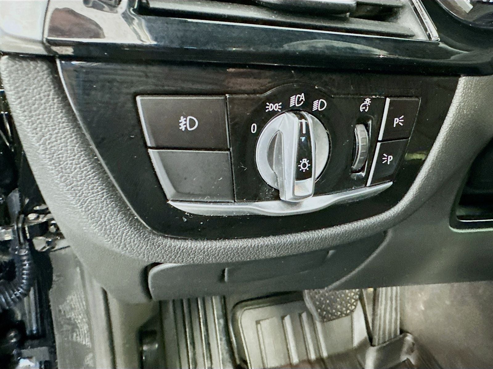 2018 BMW 5 Series 530i